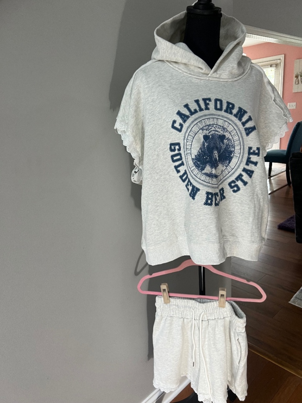 Graphic pullover hoodie short set